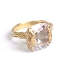 Cave Single Stone Treasure Ring