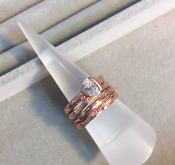 Cave Rings & Cave Single Stone Treasure Ring - Click Image to Close