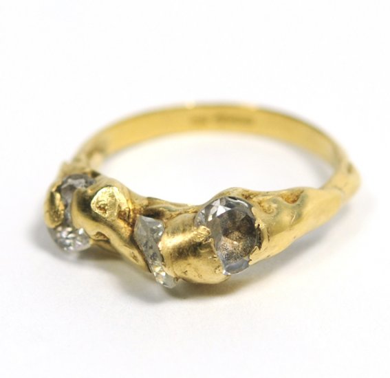 Cave 3 Stone Treasure Ring - Click Image to Close